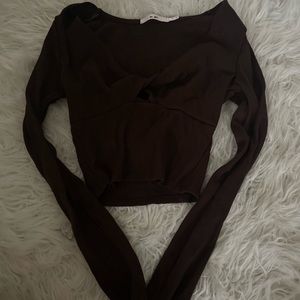 Brown twist cut out long sleeve
